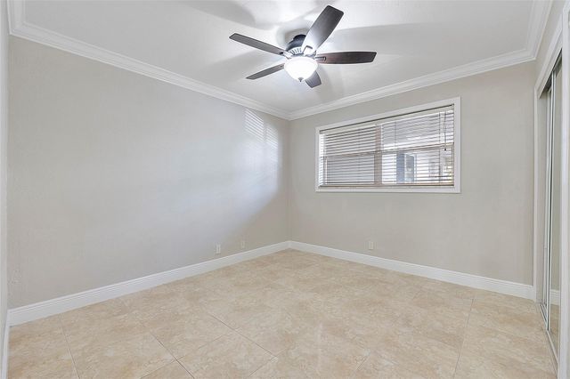 1220 NE 3rd St 205, Fort Lauderdale, FL 33301