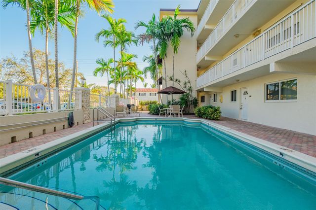 1220 NE 3rd St 205, Fort Lauderdale, FL 33301