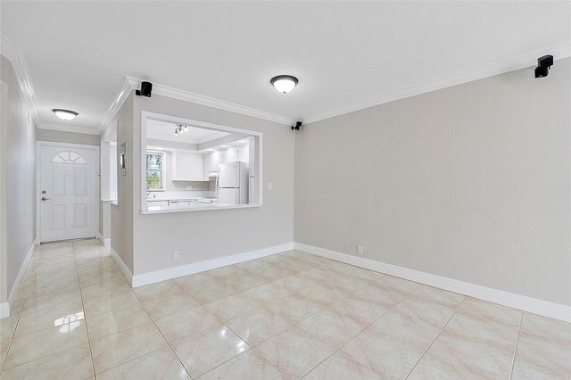 1220 NE 3rd St 205, Fort Lauderdale, FL 33301