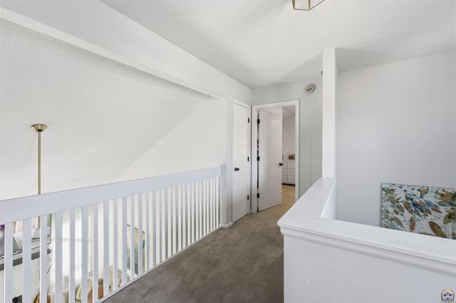 6309 SW 28th ST, Topeka, KS 66614