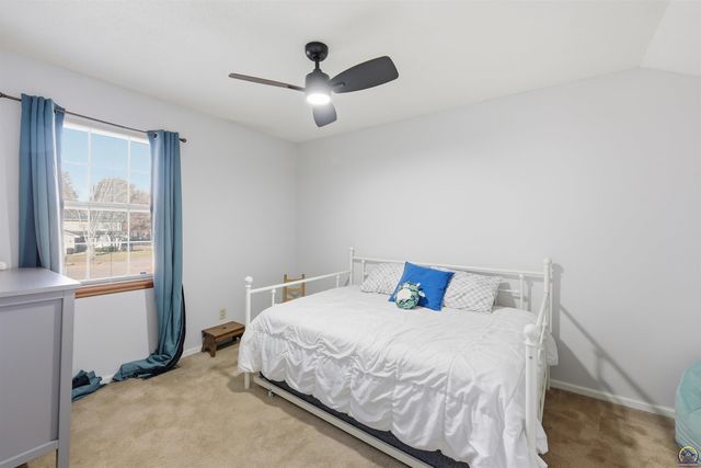 6309 SW 28th ST, Topeka, KS 66614