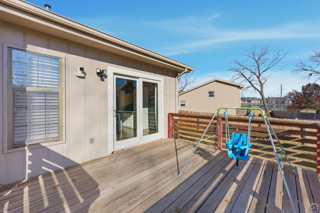 6309 SW 28th ST, Topeka, KS 66614