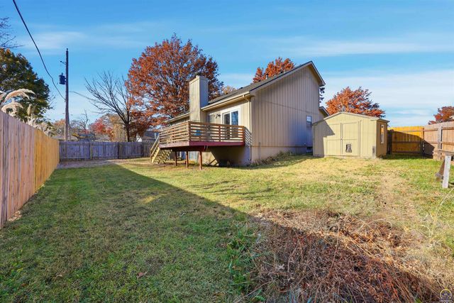 6309 SW 28th ST, Topeka, KS 66614