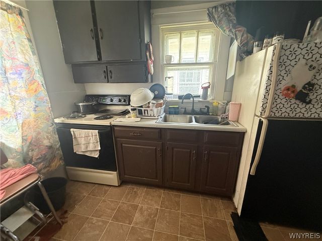 1719 North Avenue, Niagara Falls, NY 14305