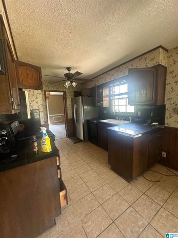 2373 7TH STREET NW, Center Point, AL 35215