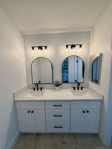 2659 Seacrest Ct., Vista, CA 92081