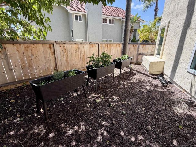 2659 Seacrest Ct., Vista, CA 92081
