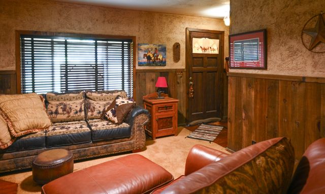 8401 Fm 2738, Burleson, TX 76028