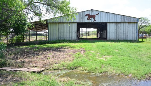 8401 Fm 2738, Burleson, TX 76028