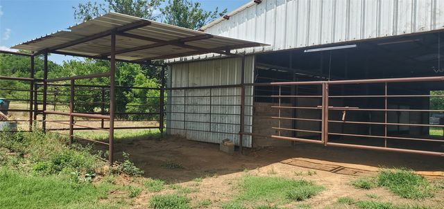 8401 Fm 2738, Burleson, TX 76028