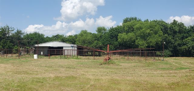 8401 Fm 2738, Burleson, TX 76028