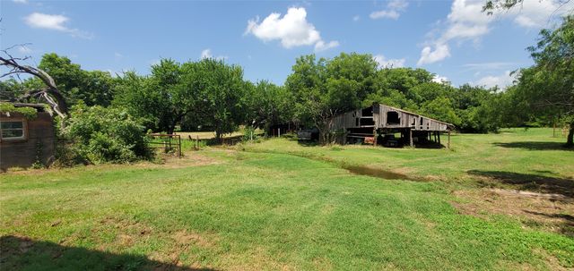 8401 Fm 2738, Burleson, TX 76028