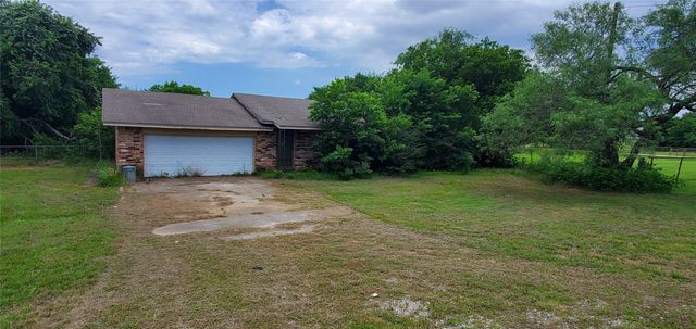 8401 Fm 2738, Burleson, TX 76028