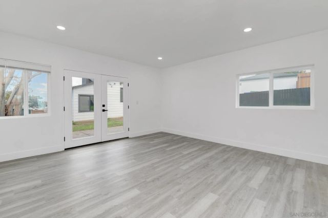 5465 Encina Dr, San Diego, CA 92114