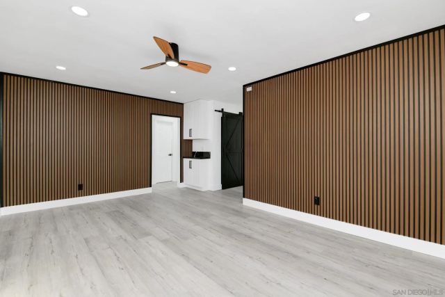 5465 Encina Dr, San Diego, CA 92114