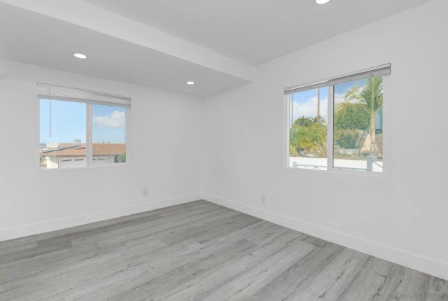 5465 Encina Dr, San Diego, CA 92114