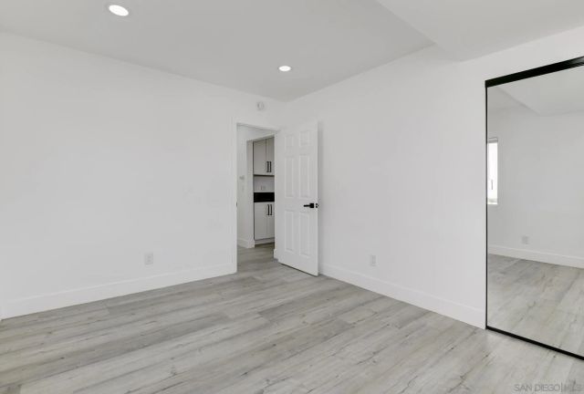 5465 Encina Dr, San Diego, CA 92114