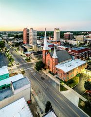 201 S Jackson Street, Jackson, MI 49201