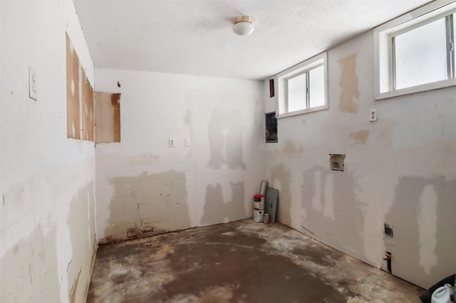 4717 17th Street, Bacliff, TX 77518