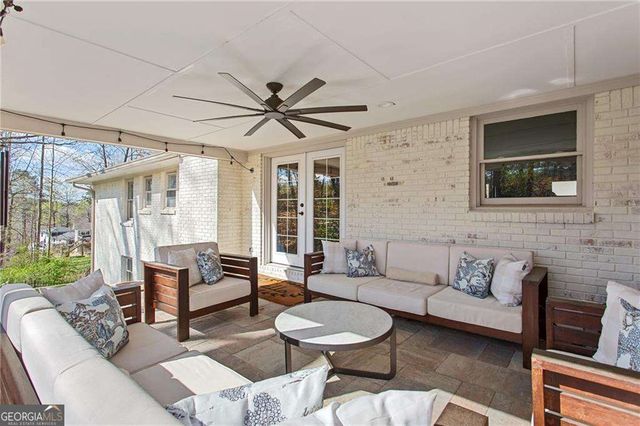 3711 Hickory Circle SE, Smyrna, GA 30080