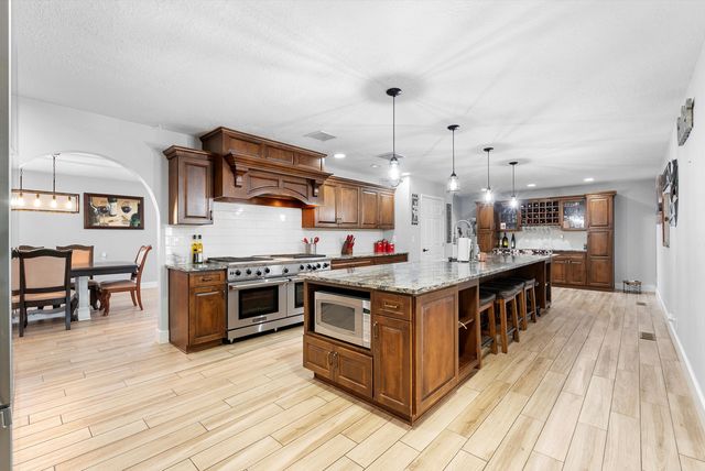 3708 Saint Andrews Drive SE, Rio Rancho, NM 87124