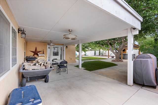 3708 Saint Andrews Drive SE, Rio Rancho, NM 87124