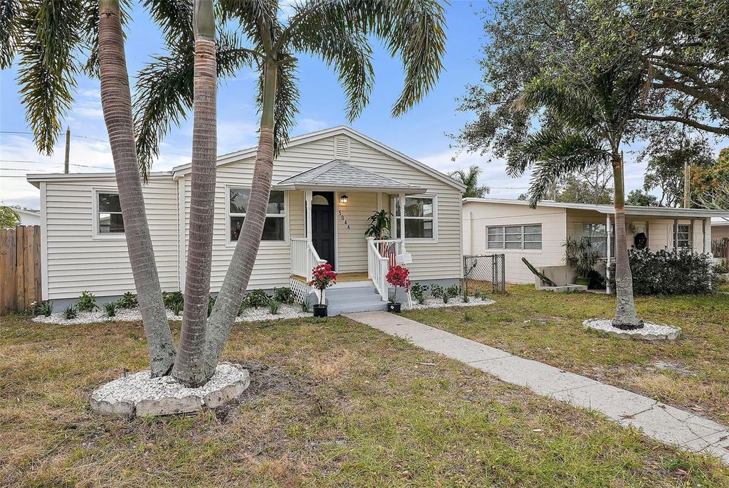 5044 5TH AVENUE N, St Petersburg, FL 33710