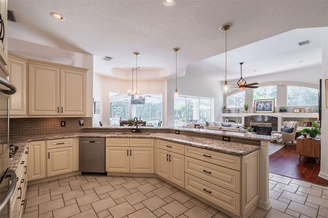 9405 WICKHAM WAY, Orlando, FL 32836