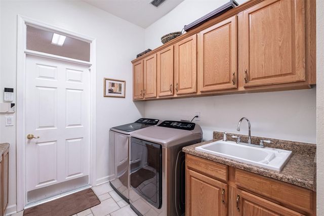 9405 WICKHAM WAY, Orlando, FL 32836