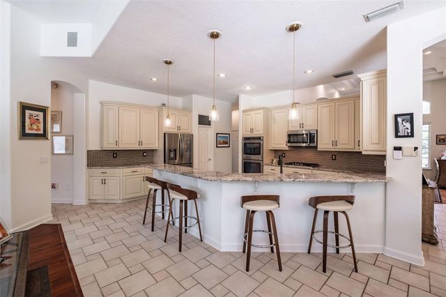 9405 WICKHAM WAY, Orlando, FL 32836