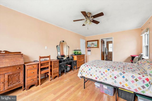 319 WILLOWBROOK RD, Upper Chichester, PA 19061