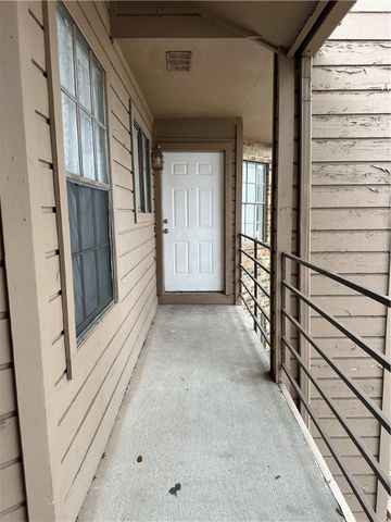 7122 Premont Dr C204, Corpus Christi, TX 78414