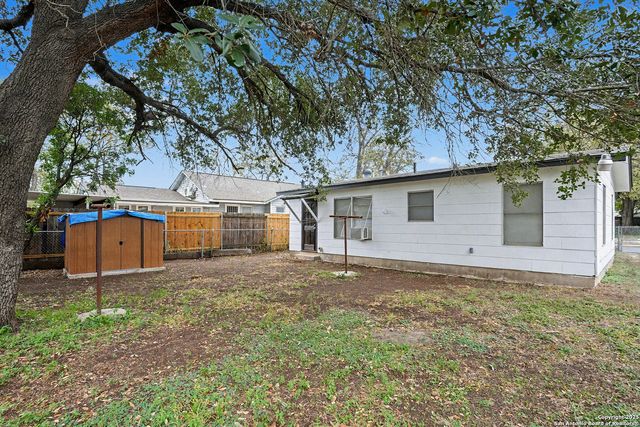406 Floyd, San Antonio, TX 78204