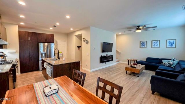 2704 Riverpark Boulevard, Oxnard, CA 93036