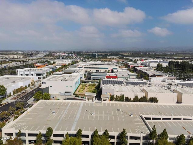 2704 Riverpark Boulevard, Oxnard, CA 93036