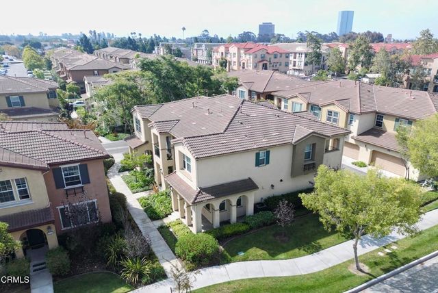 2704 Riverpark Boulevard, Oxnard, CA 93036