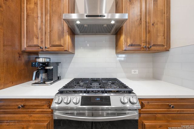 113 WESTFIELD VW, La Vernia, TX 78121