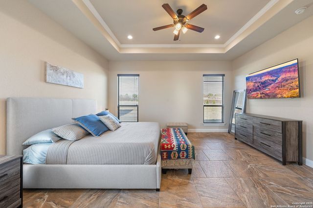 113 WESTFIELD VW, La Vernia, TX 78121