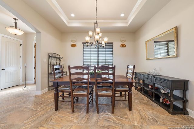 113 WESTFIELD VW, La Vernia, TX 78121