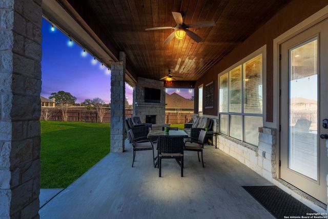 113 WESTFIELD VW, La Vernia, TX 78121