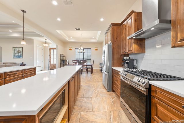 113 WESTFIELD VW, La Vernia, TX 78121
