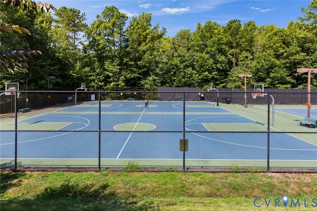 13019 Fieldfare Dr, Midlothian, VA 23112
