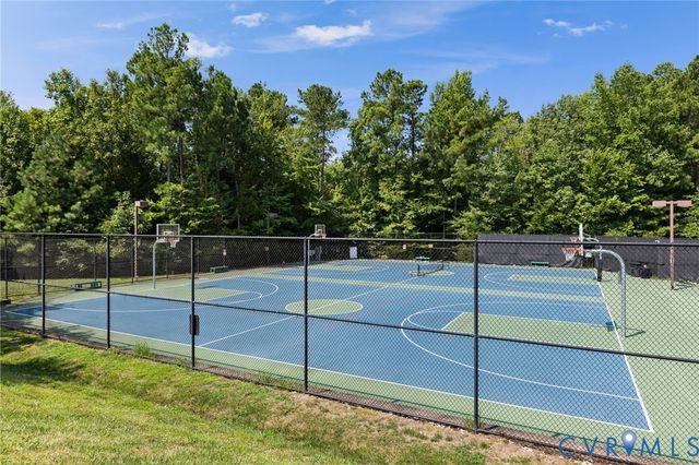 13019 Fieldfare Dr, Midlothian, VA 23112