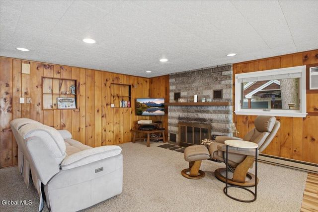 54 Russell Harris Road, Queensbury, NY 12804
