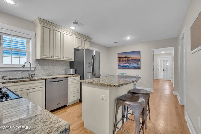 196 3rd Avenue, Manasquan, NJ 08736
