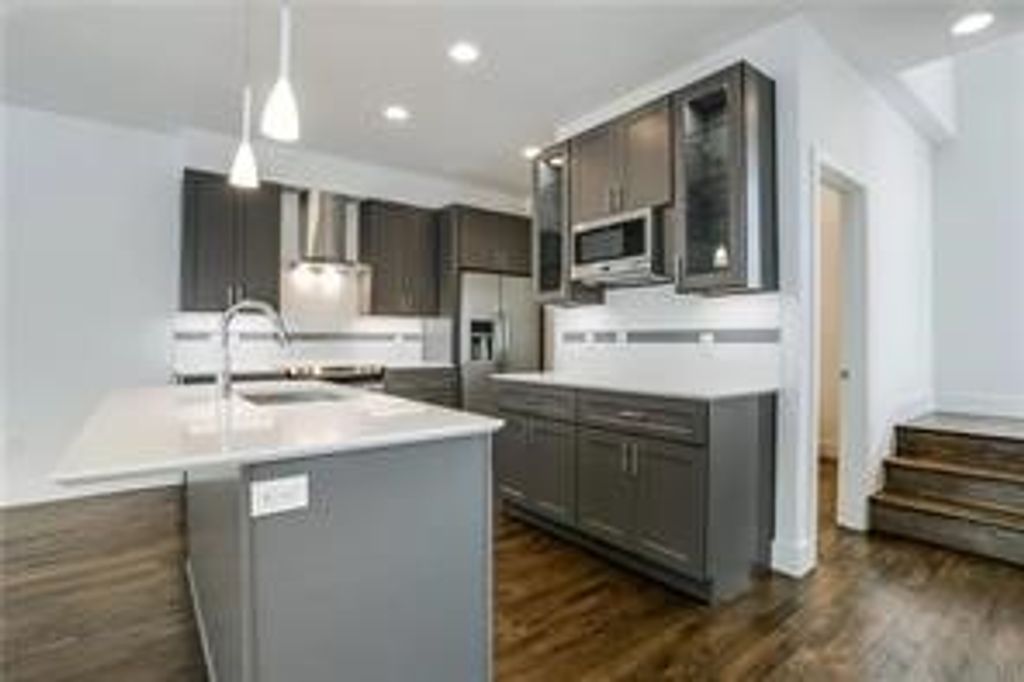 4303 Cole Avenue 17, Dallas, TX 75205