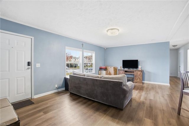 1308 Swallow DR, Virginia Beach, VA 23453