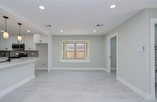 19119 Candletrail Drive, Spring, TX 77388