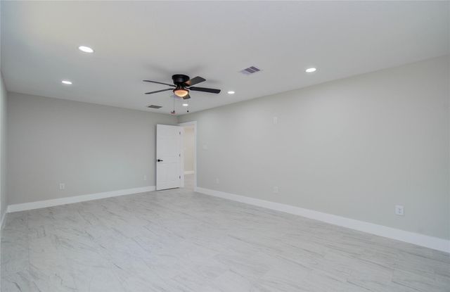 19119 Candletrail Drive, Spring, TX 77388