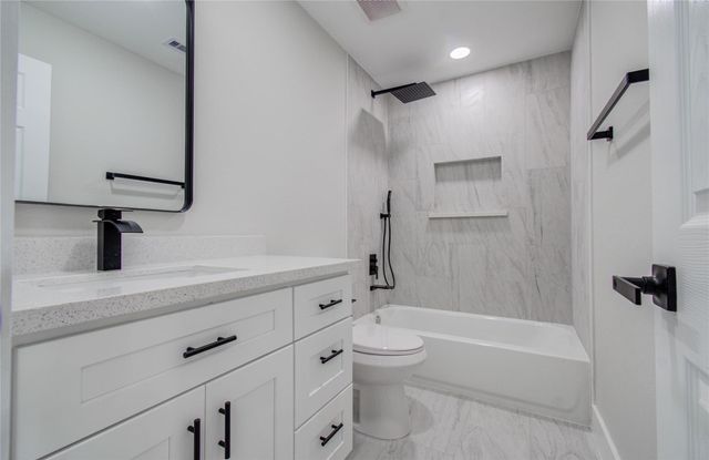 19119 Candletrail Drive, Spring, TX 77388